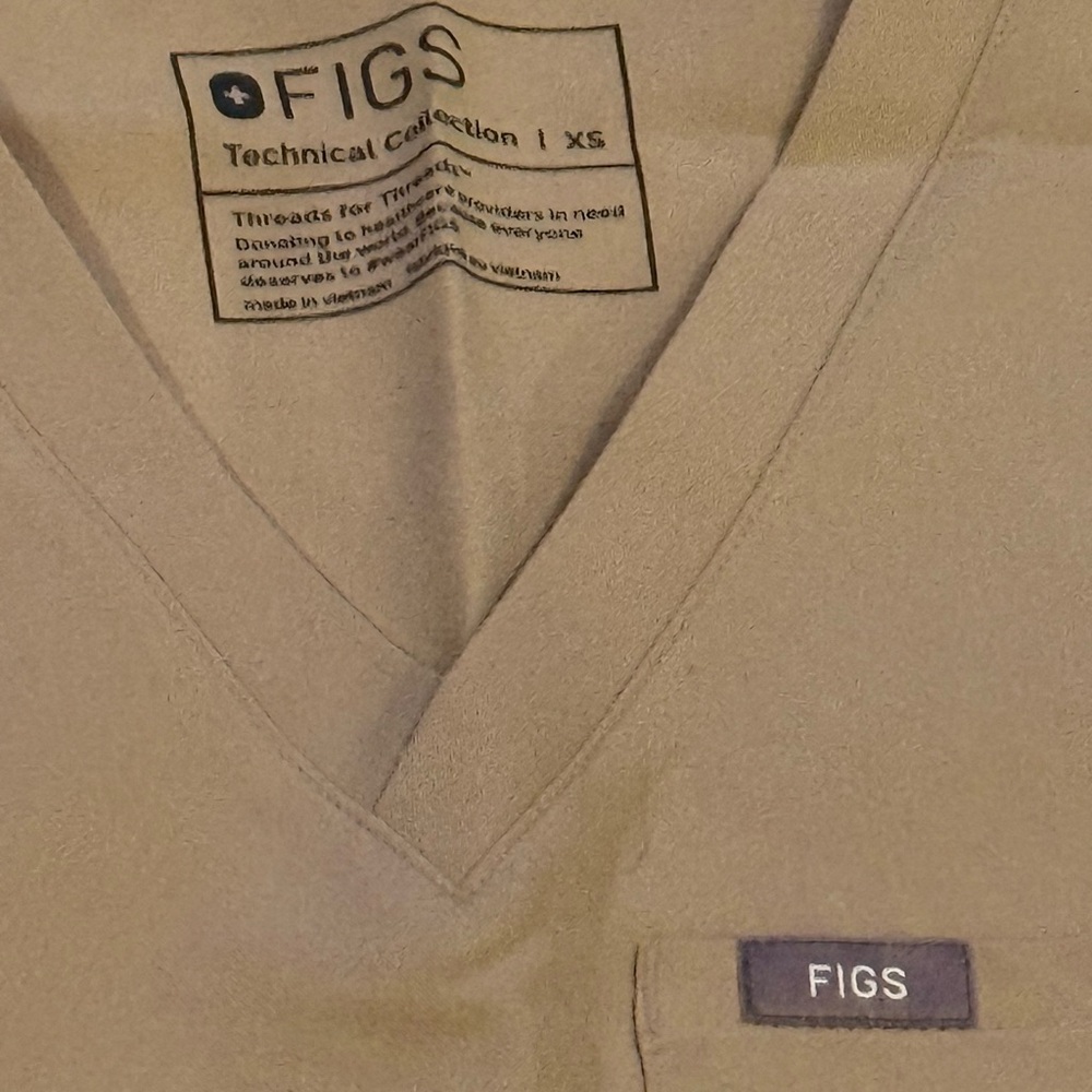 Figs women’s scrubs top set of 4 size XS - Picture 16 of 16